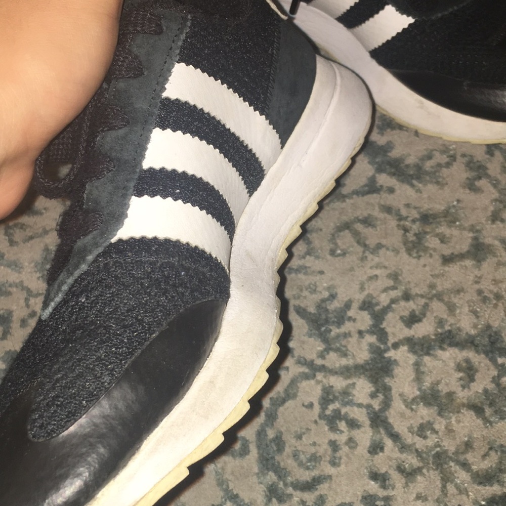 Shoes - Picture 5 of 6